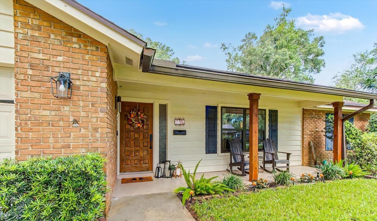 2040 Larchmont Dr., Deland, FL 32724