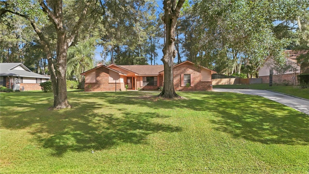 769 Torchwood Dr., Deland, FL 32724