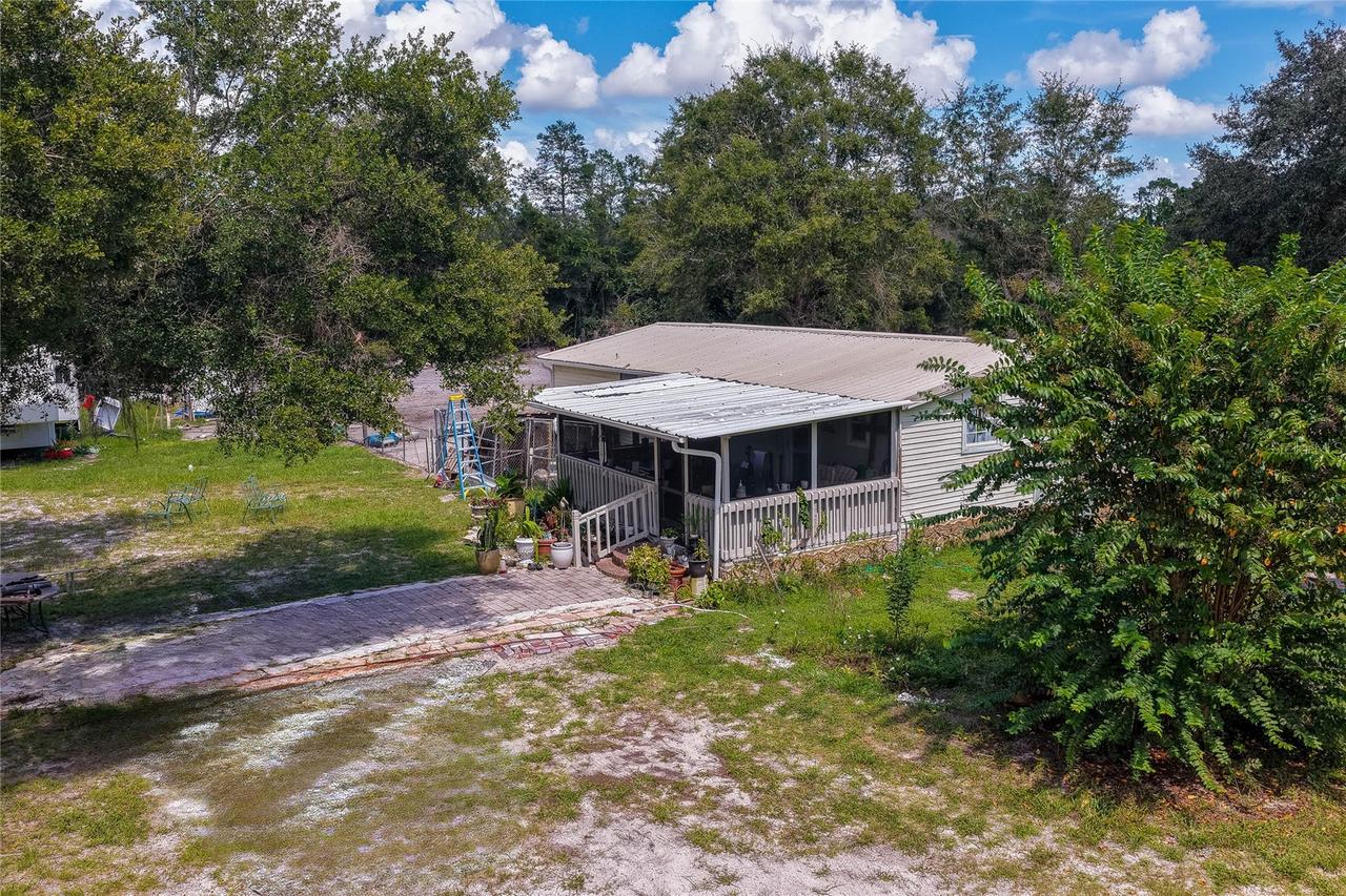 41330 Ford Rd., Eustis, FL 32736