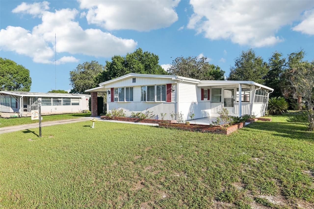 11 Florence Blvd., Debary, FL 32713