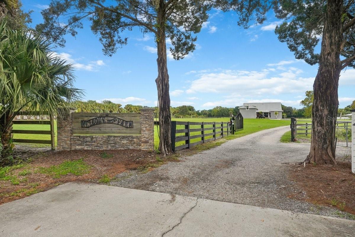 743 Williams Rd., New Smyrna Beach, FL 32168