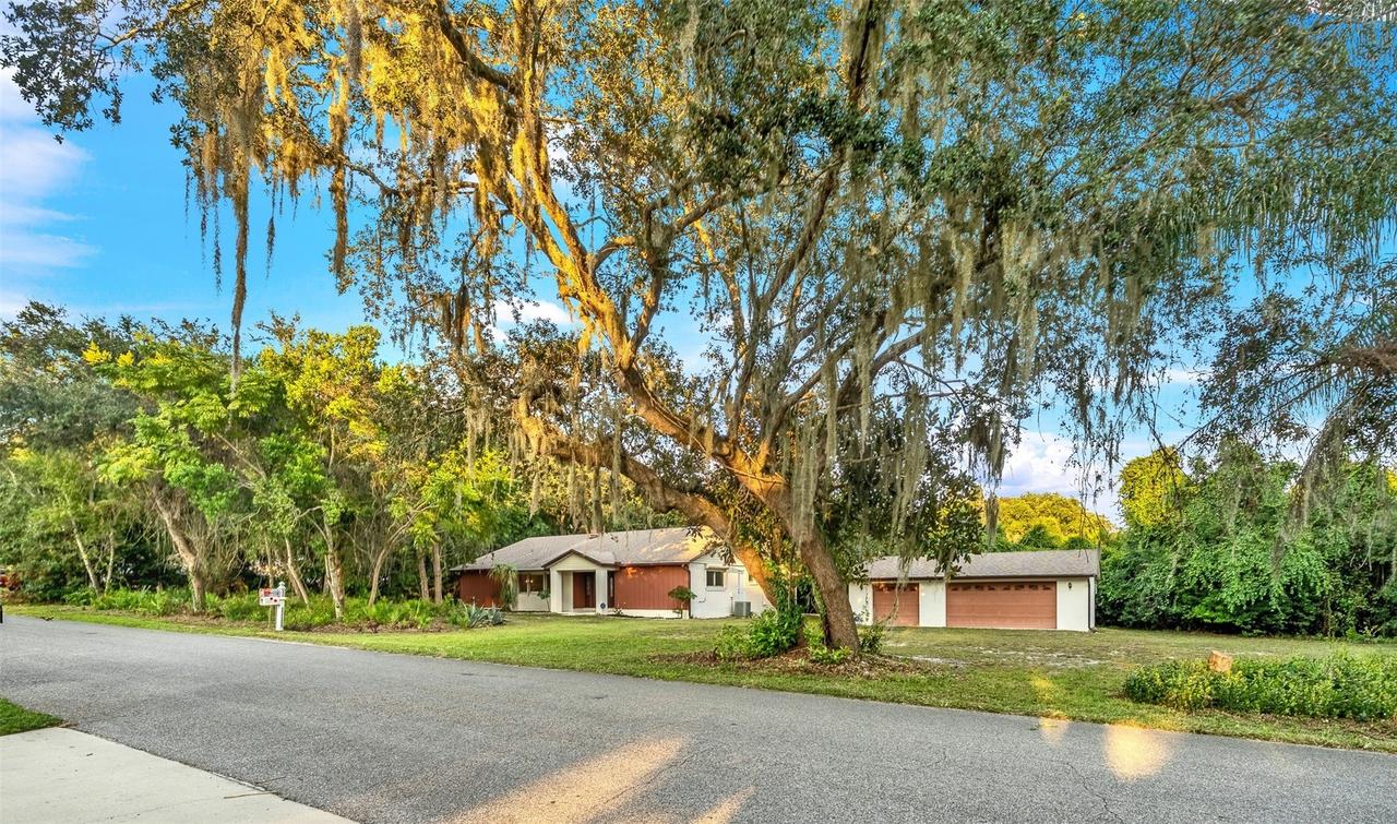 245 Agua Vista St., Debary, FL 32713