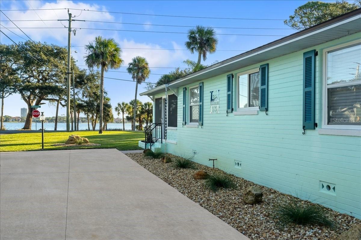 1146 Riverside Dr., Daytona Beach, FL 32117
