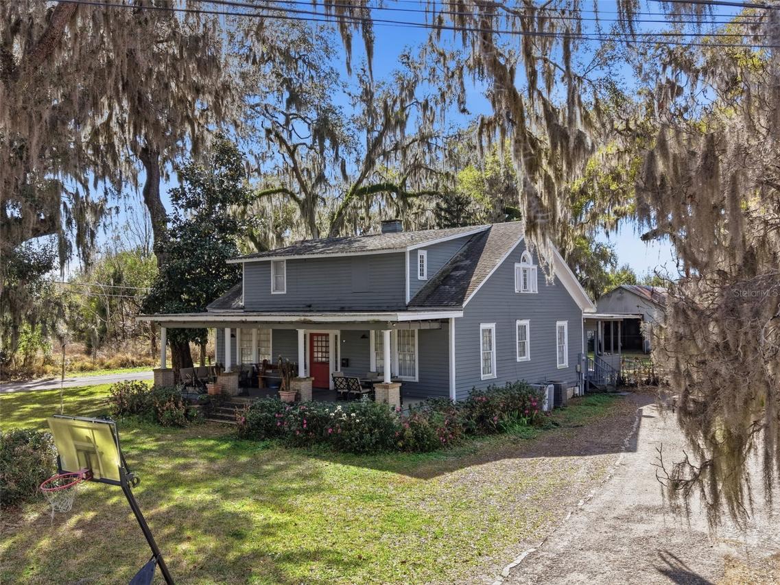 420 Pine St., Crescent City, FL 32112