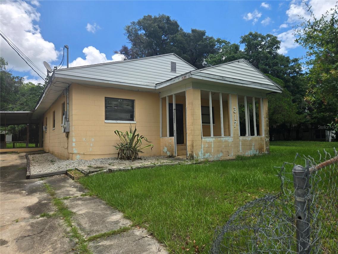 317 S Frankfort Ave., Deland, FL 32724