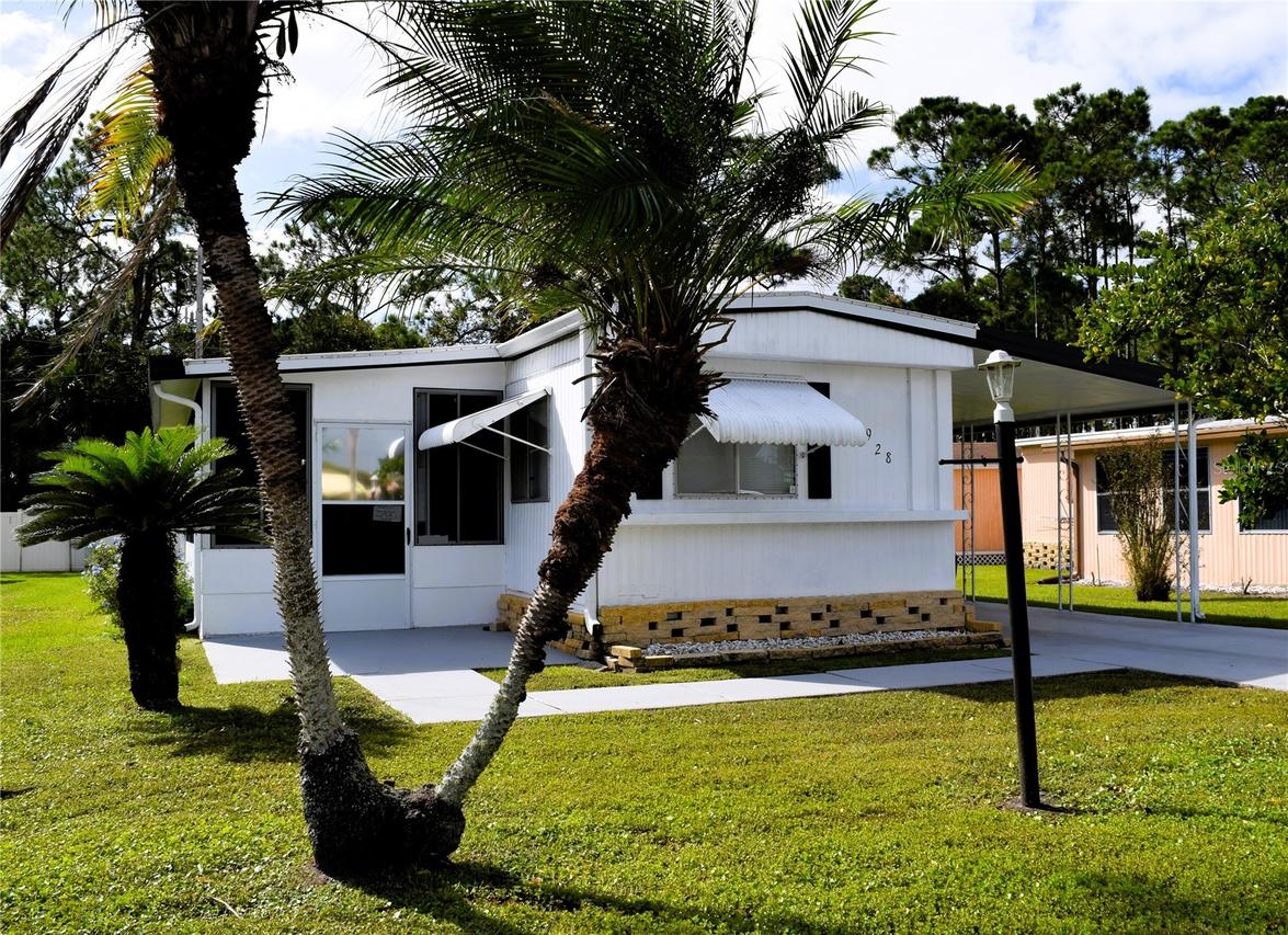 928 Blue Heron Blvd., Osteen, FL 32764