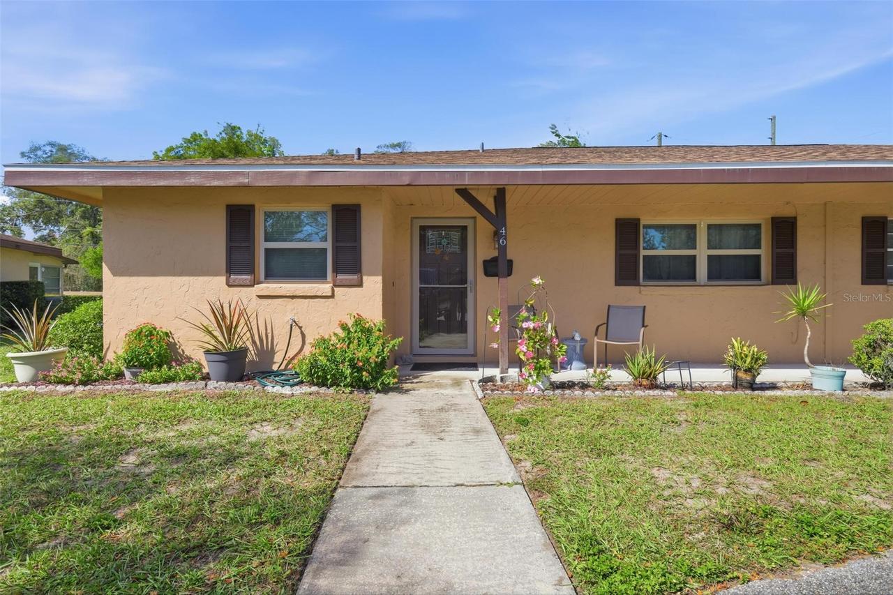 46 Villa Villar Ct. #460, Deland, FL 32724