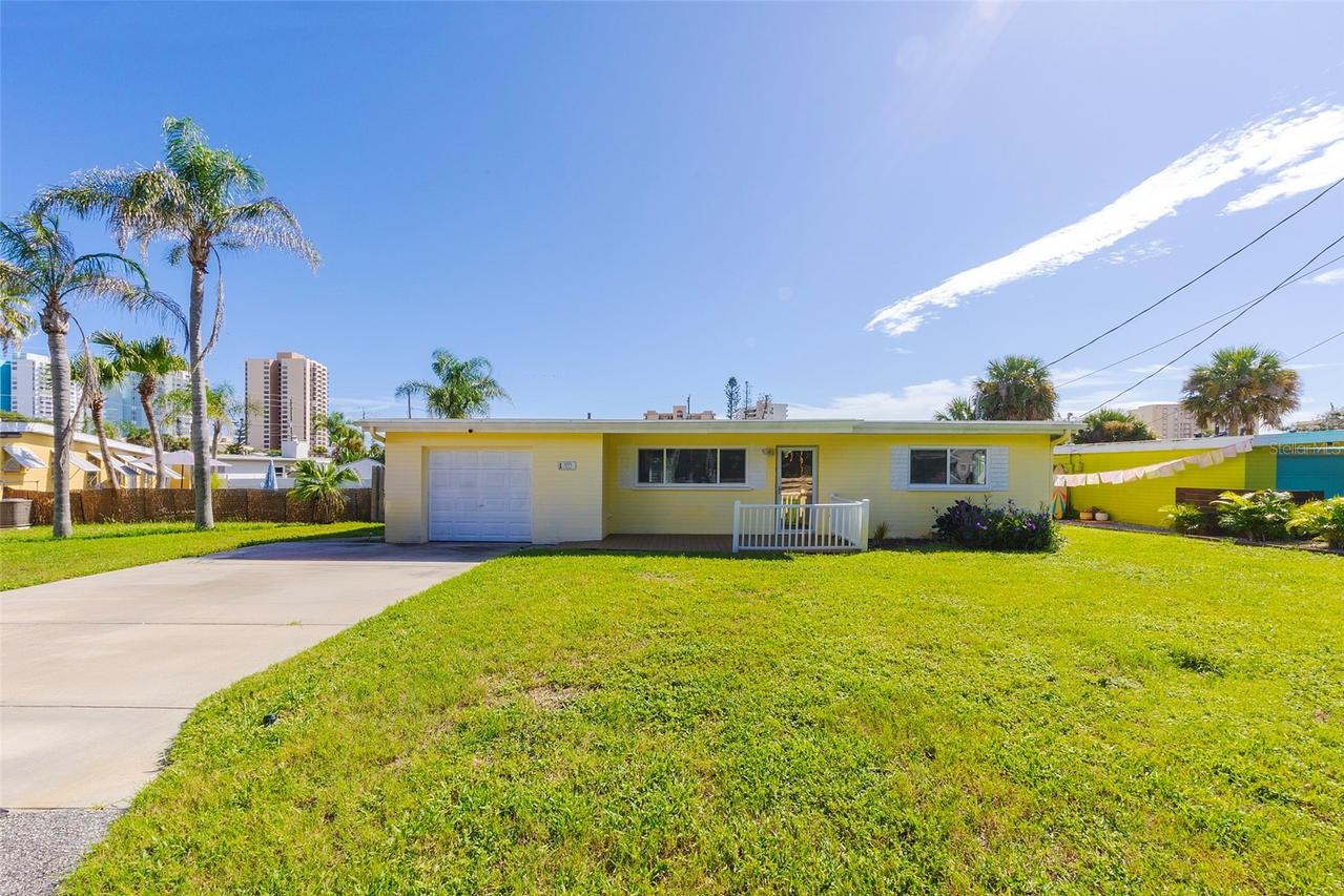 3105 La Paloma Ave., Daytona Beach, FL 32118