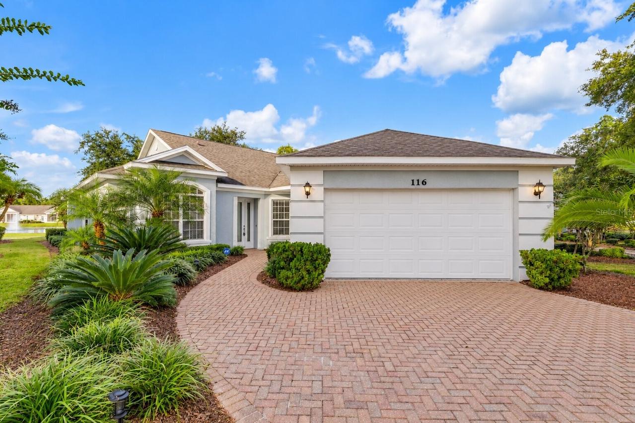 116 Bauer Cir., Daytona Beach, FL 32124