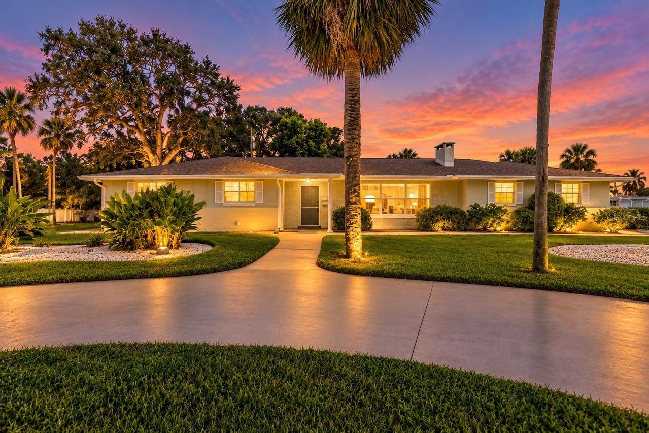 1903 John Anderson Dr., Ormond Beach, FL 32176