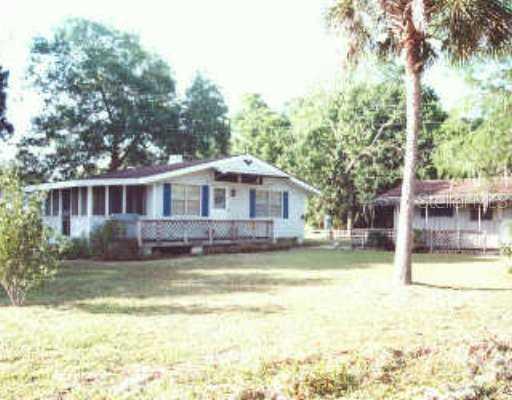 1839 South Moon Road, Astor, FL 32102
