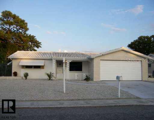 1428 Maybury Dr., Holiday, FL 34691