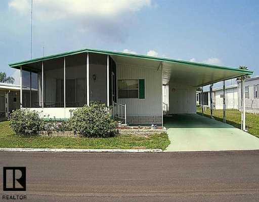 2101 Manoa Dr., Holiday, FL 34691