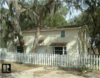 10091 Frierson Lake Dr., Hudson, FL 34667