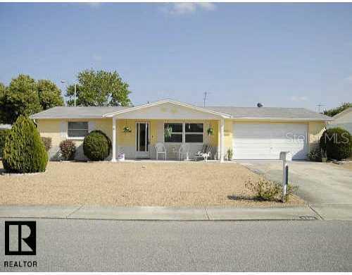 5221 Sparrow Dr., Holiday, FL 34690