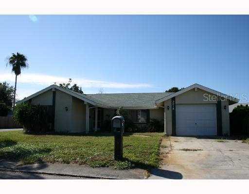 3218 Honeymoon Ln., Holiday, FL 34691
