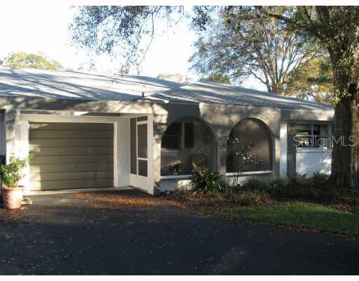 410 Palmer Cir., Palm Harbor, FL 34685