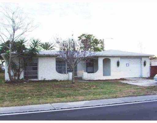 7204 Fox Hollow Dr., Port Richey, FL 34668