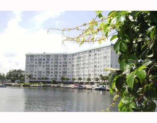 4939 Floramar Ter. #405, New Port Richey, FL 34652