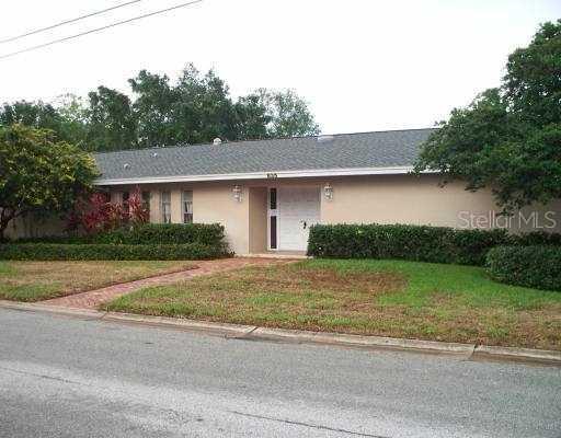 835 Seacrest Dr., Largo, FL 33771
