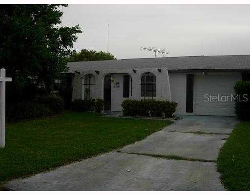 2151 Riomar Dr., Holiday, FL 34691