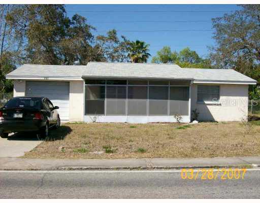 7915 Fox Hollow Dr., Port Richey, FL 34668