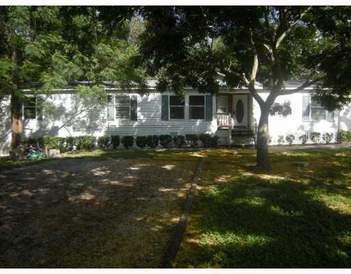 12134 Elkton Ave., Hudson, FL 34667