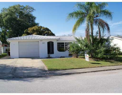 2015 Norfolk Dr., Holiday, FL 34691
