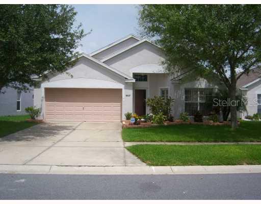 18127 Leafwood Cir., Lutz, FL 33558