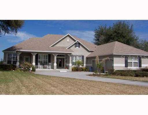 2206 Queen Jessica Dr., Lutz, FL 33549