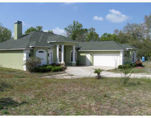 11241 Mexican Canary Ave., Weeki Wachee, FL 34614