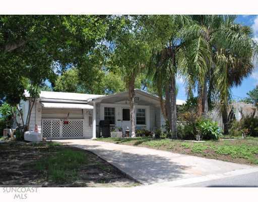 3703 Kimberly Oaks Dr., Holiday, FL 34691