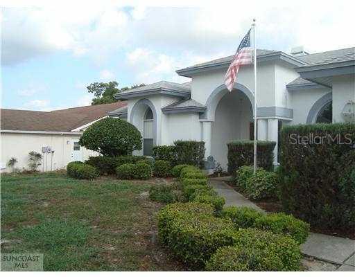 8738 Poe Dr., Hudson, FL 34667