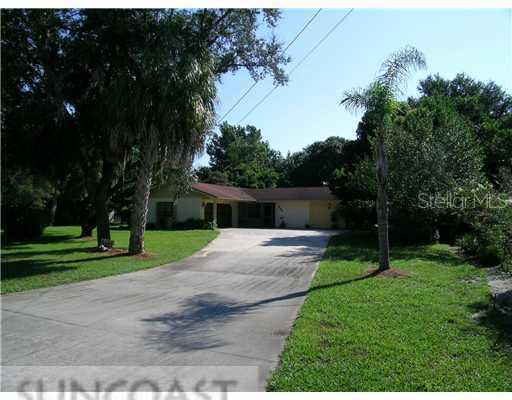 5434 Glover Dr., Weeki Wachee, FL 34607