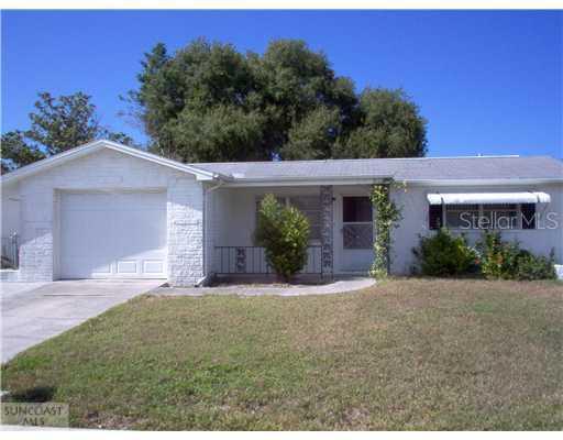 10011 Sleepy Hollow Ln., Port Richey, FL 34668