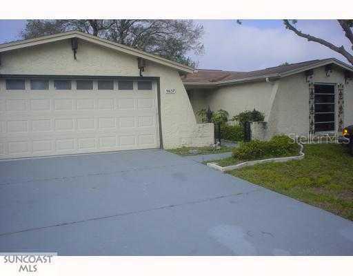 9637 Lakeside Ln., Port Richey, FL 34668