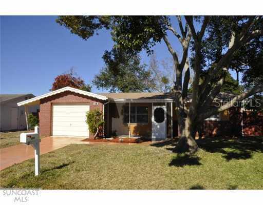 3215 Fairmount Dr., Holiday, FL 34691