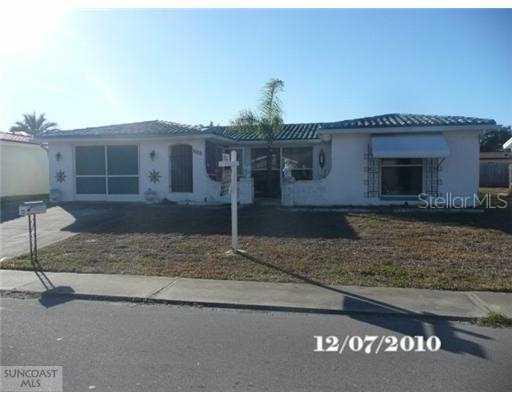 9021 Mark Twain Ln., Port Richey, FL 34668