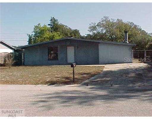 8507 River Oaks Dr., Tampa, FL 33615