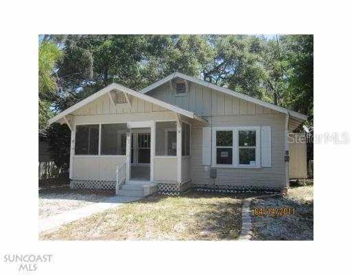 624 Grosse Ave., Tarpon Springs, FL 34689