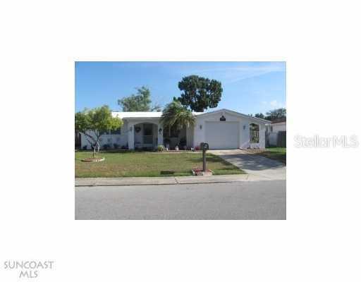 9724 Lakeside Ln., Port Richey, FL 34668