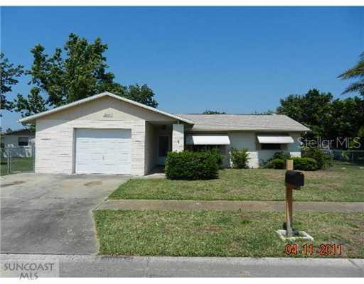 3225 Jackson Dr., Holiday, FL 34691
