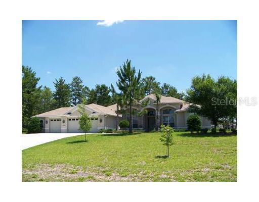 10114 Lazy Days Ct, Weeki Wachee, FL 34613