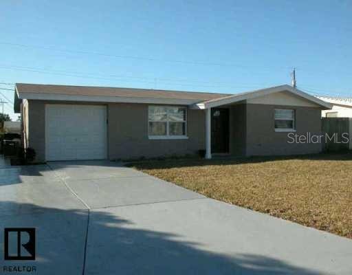 1115 Powersong St., Holiday, FL 34690