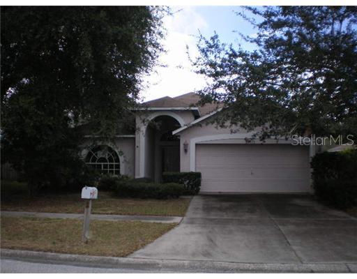 303 Chardonnay Pl., Valrico, FL 33594