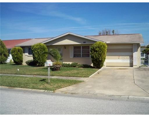 2118 Harrison Dr., Holiday, FL 34691