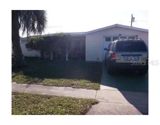 2049 Maureen Dr., Holiday, FL 34690