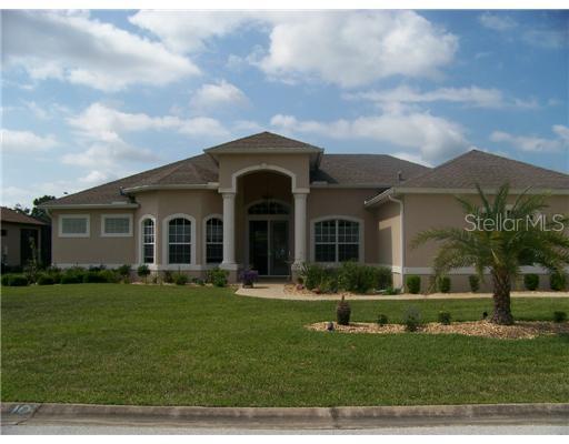 8402 Charleston Dr, Weeki Wachee, FL 34613