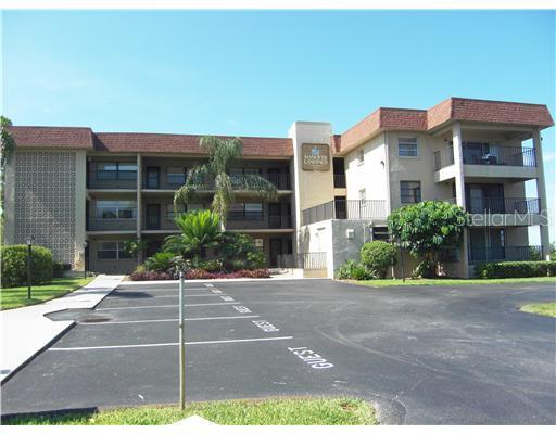 1723 Gulf Rd. #302, Tarpon Springs, FL 34689