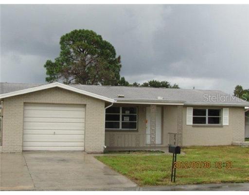 7317 Oak Crest Dr., Port Richey, FL 34668